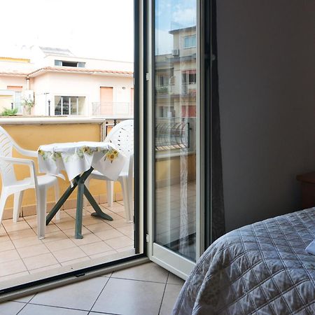 מלון נטונו La Casa Degli Artisti 1 מראה חיצוני תמונה