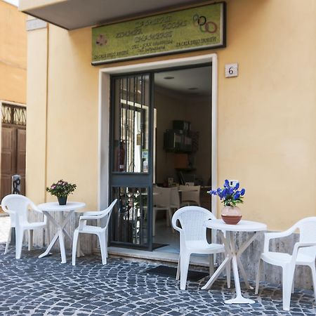 מלון נטונו La Casa Degli Artisti 1 מראה חיצוני תמונה