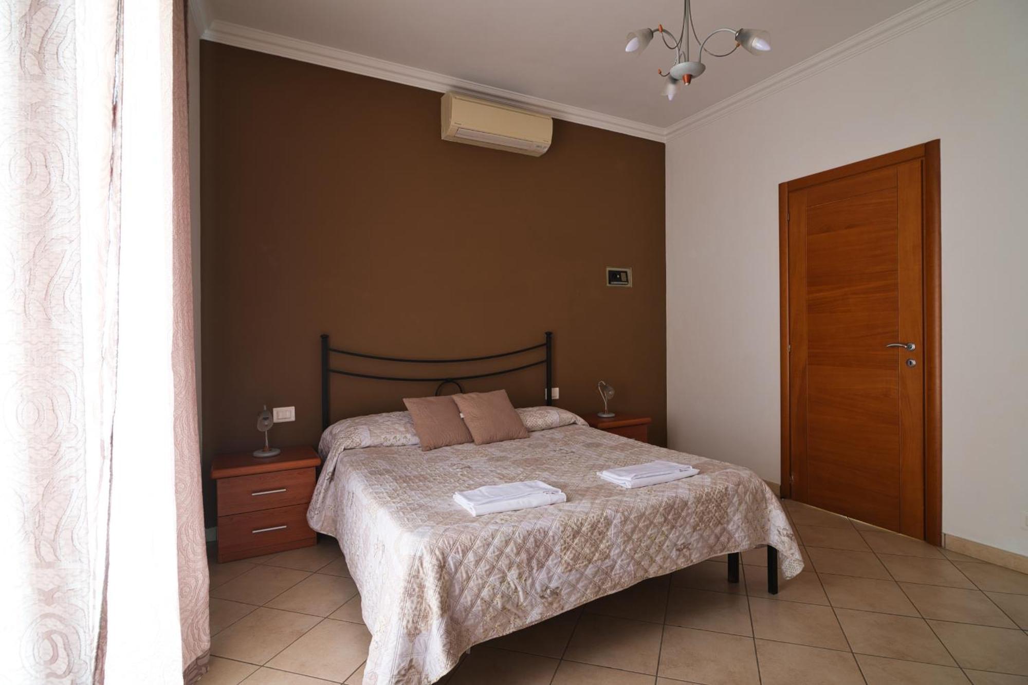 מלון נטונו La Casa Degli Artisti 1 מראה חיצוני תמונה